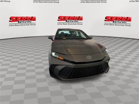 New 2026 Toyota Camry SE image 3