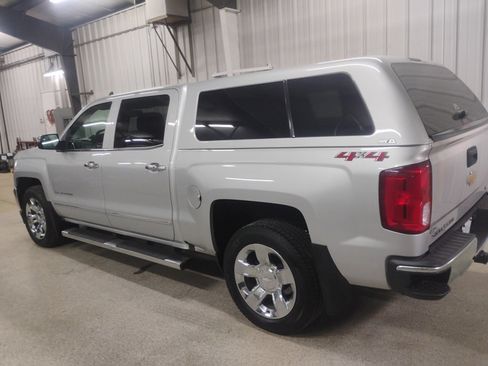 Used 2018 Chevrolet Silverado 1500 LTZ image 25