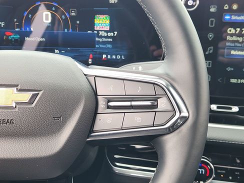 Used 2025 Chevrolet Equinox LT w/ Convenience Package II FWD image 26