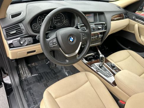 Used 2017 BMW X3 xDrive28i AWD/4WD image 2