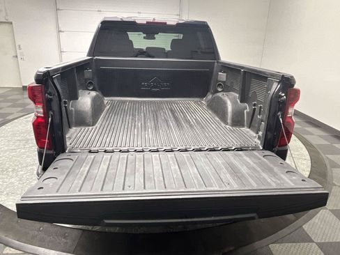 Certified 2022 Chevrolet Silverado 1500 LT AWD/4WD image 31