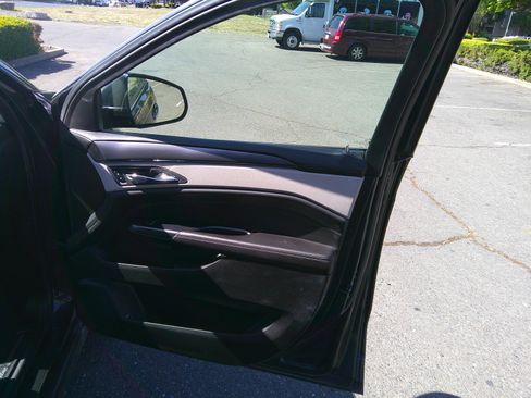 Used 2014 Cadillac SRX FWD image 10