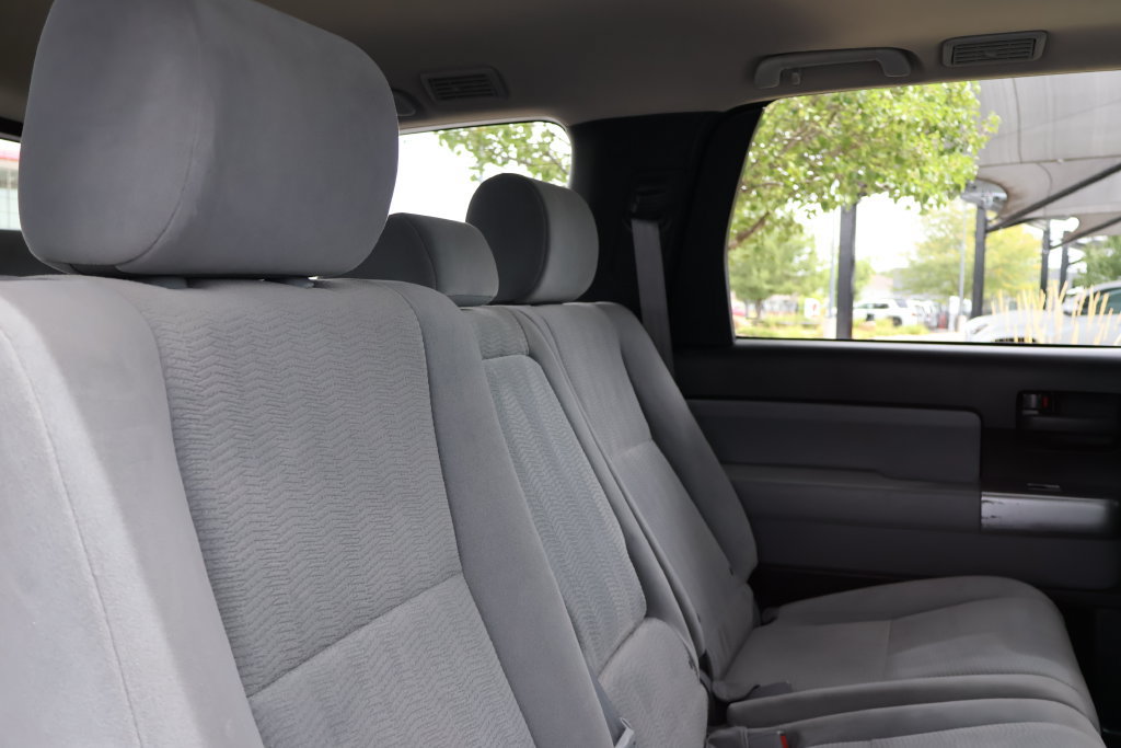 Used 2019 Toyota Sequoia SR5 AWD/4WD image 52