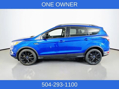 Used 2018 Ford Escape SE w/ SE Sport Appearance Package FWD image 7