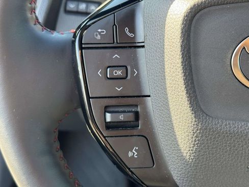 Used 2024 Toyota Prius Prime FWD image 20