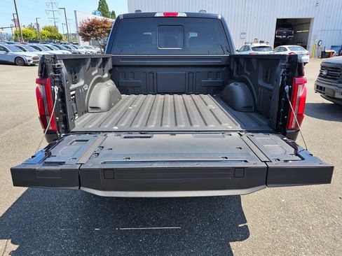 Used 2025 Ford F150 Lariat w/ Equipment Group 502A High AWD/4WD image 10