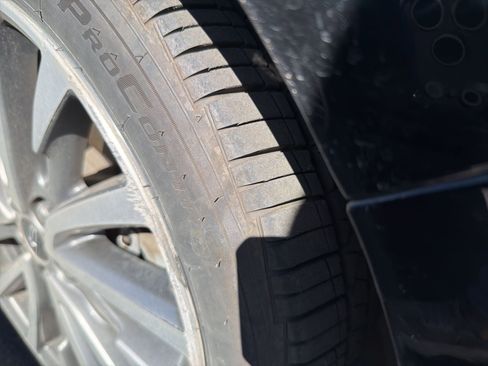 Used 2017 Lincoln Continental Select w/ Climate Package image 5