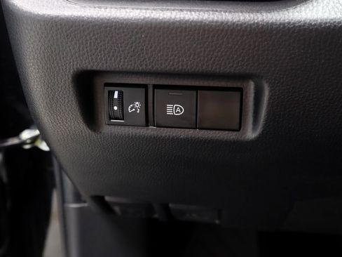 Used 2023 Toyota RAV4 LE AWD/4WD image 26