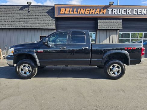 Used 2007 Dodge Ram 3500 Truck SLT w/ TRX4 Group AWD/4WD image 2