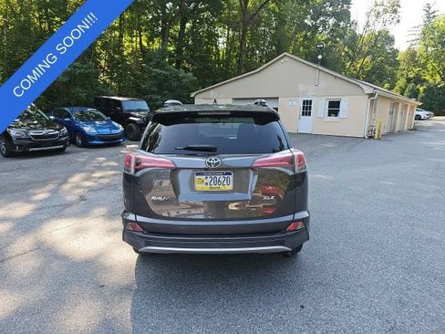 Used 2016 Toyota RAV4 XLE FWD image 4