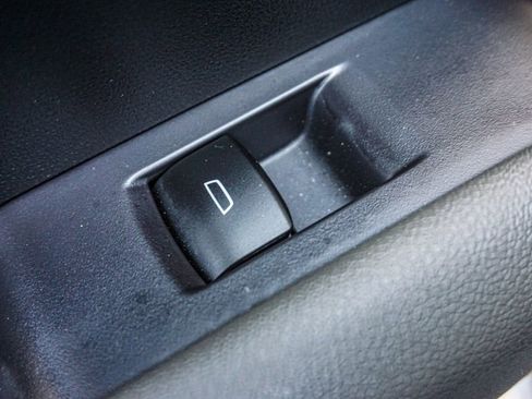 Used 2023 Chevrolet Colorado ZR2 image 47