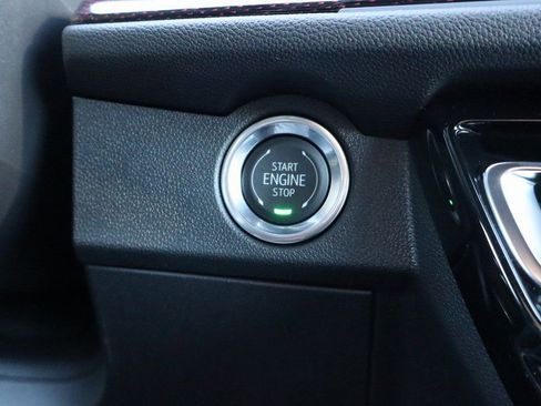New 2026 Chevrolet Traverse Z71 w/ Enhanced Driving Package AWD/4WD image 11