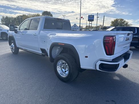 New 2026 GMC Sierra 3500 Denali Ultimate image 6