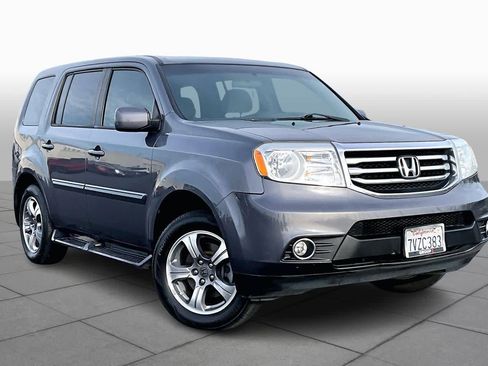 Used 2015 Honda Pilot SE image 2
