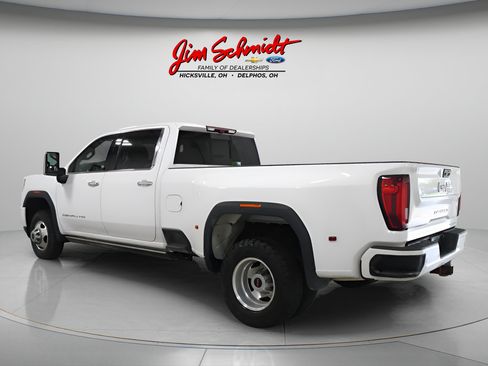 Used 2023 GMC Sierra 3500 Denali w/ Denali Ultimate Package AWD/4WD image 4