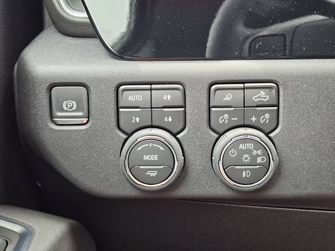 New 2026 Chevrolet Silverado 2500 LTZ w/ Trail Boss Package AWD/4WD image 23