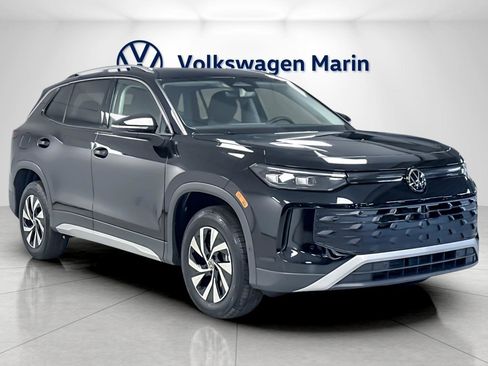 New 2025 Volkswagen Tiguan S image 7