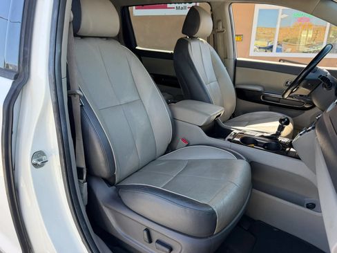 Used 2016 Kia Sedona EX FWD image 22