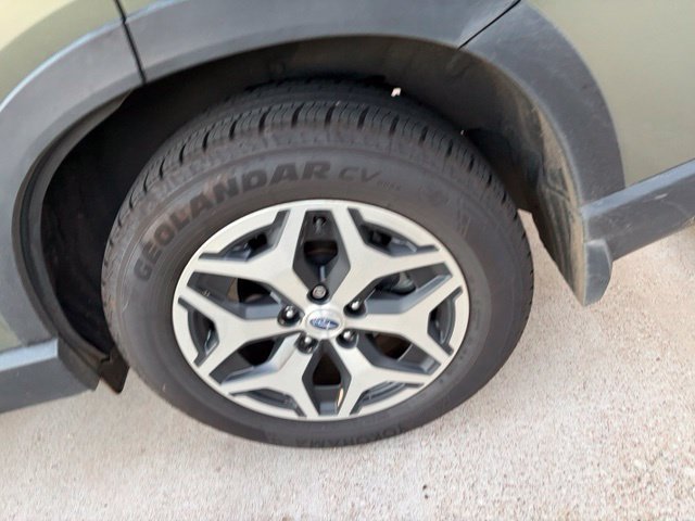 Used 2019 Subaru Forester Premium AWD/4WD image 4