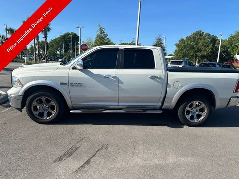 Used 2017 RAM 1500 Laramie w/ Convenience Group AWD/4WD image 2