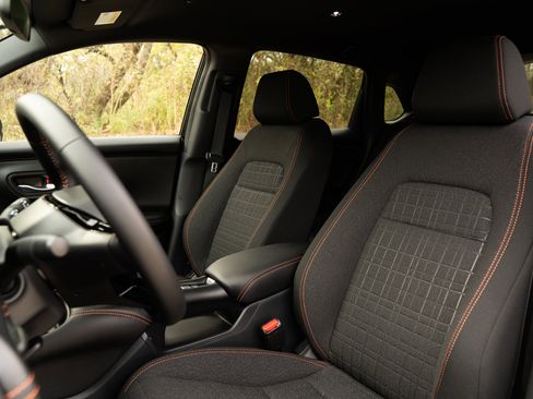 Certified 2026 Honda HR-V Sport image 17