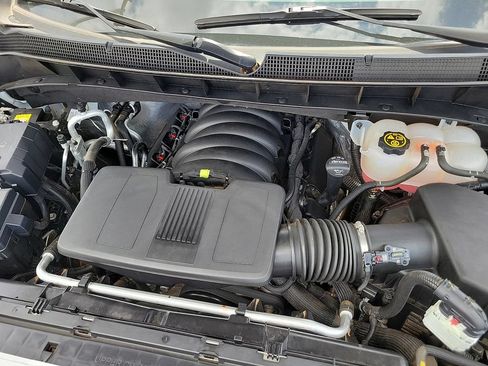 Used 2023 Chevrolet Silverado 1500 RST w/ Z71 Off-Road Package AWD/4WD image 16