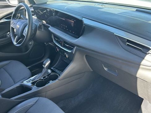 Used 2025 Buick Encore GX Preferred w/ Comfort Package FWD image 13