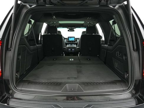 Used 2023 GMC Yukon XL SLT w/ SLT Luxury Package AWD/4WD image 23