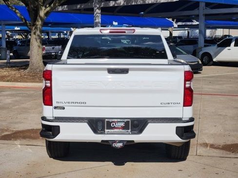 Used 2023 Chevrolet Silverado 1500 Custom image 14