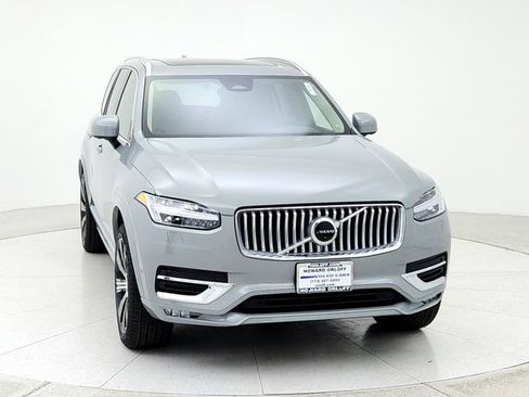 New 2025 Volvo XC90 B6 Plus w/ Protection Package Premier image 2