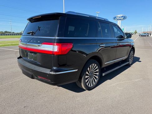 Used 2018 Lincoln Navigator Reserve w/ Technology Package AWD/4WD image 5