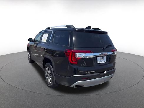Used 2023 GMC Acadia SLT FWD image 11
