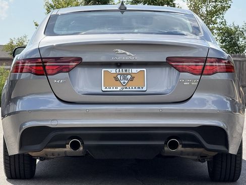 Used 2020 Jaguar XE S image 4