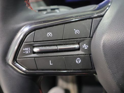 Used 2024 Chevrolet Traverse RS w/ LPO, Floor Liner Package AWD/4WD image 33