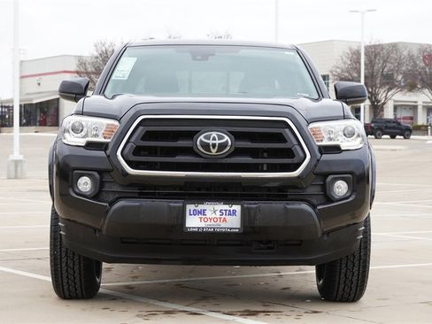 Used 2021 Toyota Tacoma SR5 image 3