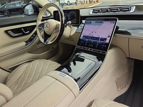 Used 2022 Mercedes-Benz S 580 S 580 image 18