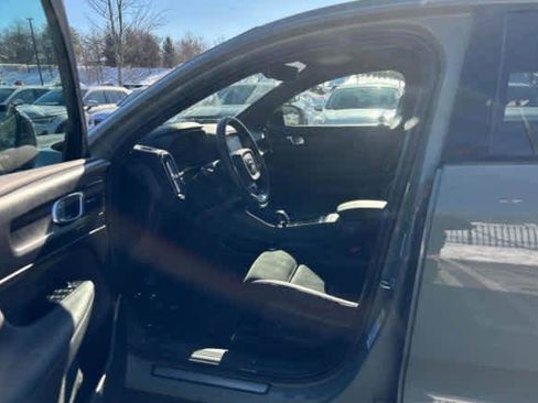 Used 2023 Volvo C40 P8 Recharge Ultimate w/ Protection Package Premier image 2