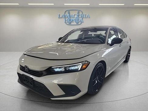 Used 2023 Honda Civic Sport image 2