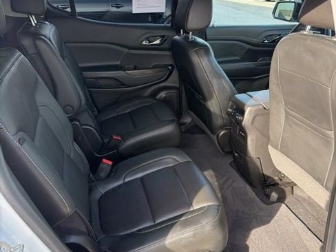 Used 2021 GMC Acadia SLT w/ Elevation Edition image 31