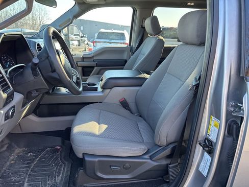 Used 2020 Ford F250 XLT w/ XLT Premium Package image 11
