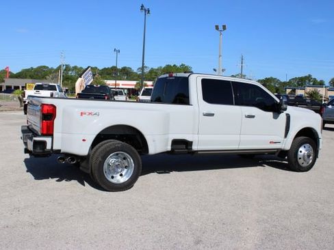 Used 2025 Ford F450 Platinum w/ Platinum Plus Package AWD/4WD image 13