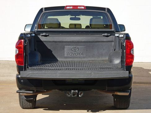 Used 2014 Toyota Tundra Limited w/ Limited Premium Package AWD/4WD image 9