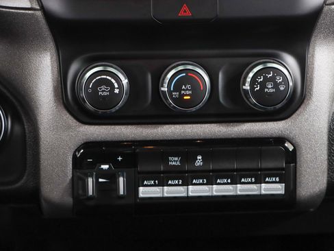 Used 2022 RAM 2500 Tradesman AWD/4WD image 21