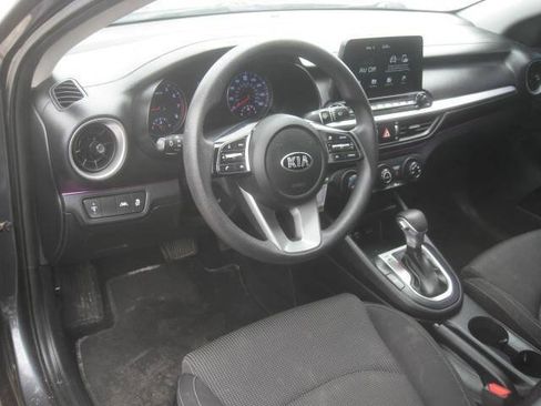 Used 2020 Kia Forte LXS FWD image 12