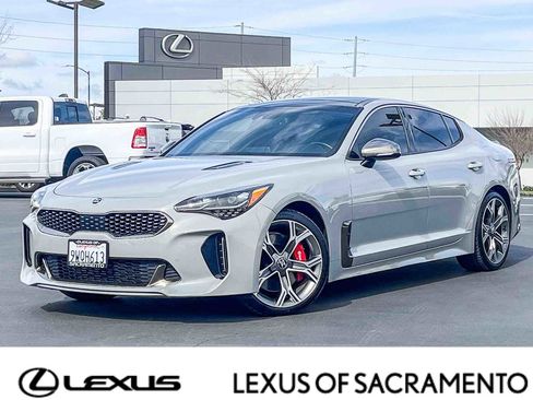 Used 2019 Kia Stinger GT1 image 1