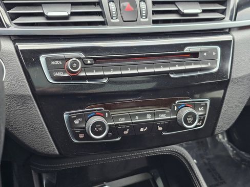 Used 2016 BMW X1 xDrive28i AWD/4WD image 11