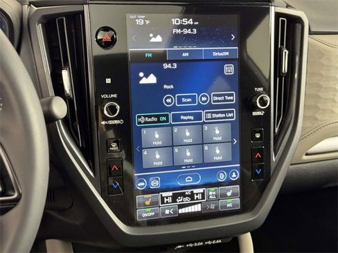 Certified 2025 Subaru Forester Premium image 27