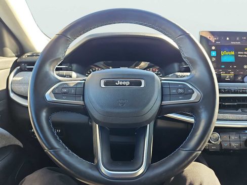 Used 2022 Jeep Compass Latitude w/ Convenience Group image 30