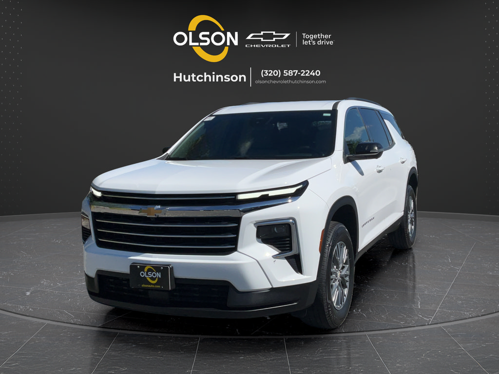 Certified 2026 Chevrolet Traverse LT w/ Driver Confidence Package AWD/4WD image 1