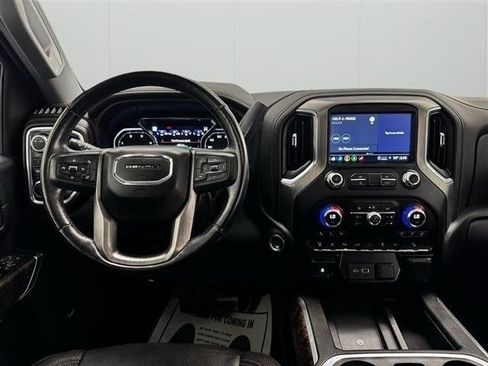 Used 2021 GMC Sierra 3500 Denali w/ Denali Ultimate Package AWD/4WD image 21